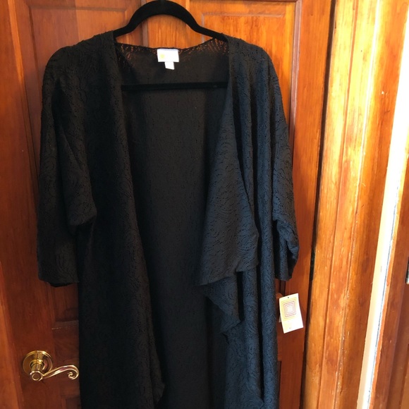 LuLaRoe Tops - Shirley wrap lularoe LuLaRoe Tops - Shirley wrap lularoe